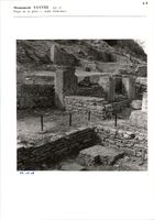 Glanum - Monument XXXVIII (pl.4) - Foyer de la pièce c, angle nord-ouest (2)
