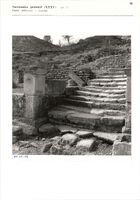 Glanum - Sanctuaire primitif (XXXV) - (pl. 3) - Partie inférieure ; escalier